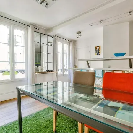 Apartment Elegant A 5 Minutes Du Parc Monceau ! *